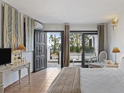 Hotel Aegean Suites - Bild 4