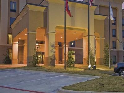 Hotel Hampton Inn & Suites Pine Bluff - Bild 4