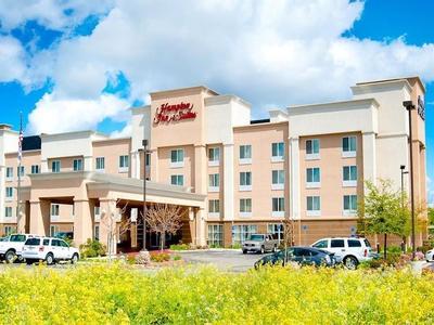 Hotel Hampton Inn & Suites Fresno - Bild 2