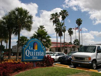 Hotel La Quinta Inn by Wyndham Orlando International Drive North - Bild 2