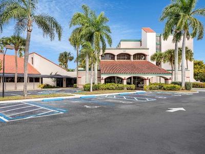 Hotel Ramada by Wyndham West Palm Beach Airport - Bild 4