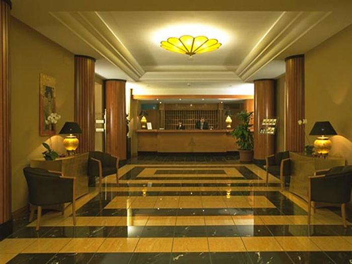 Hotel Ramada by Wyndham Naples - Bild 1