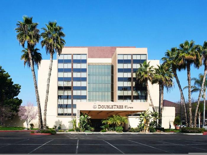 Hotel DoubleTree by Hilton Fresno Convention Center - Bild 1