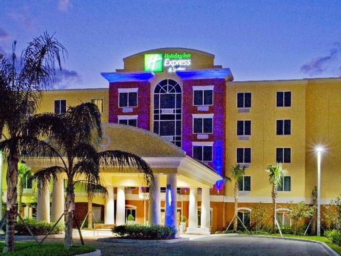 Holiday Inn Express Hotel & Suites Port St. Lucie - Bild 1