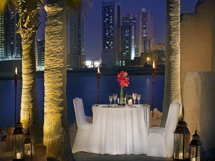 Hotel The Ritz-Carlton Bahrain - Bild 1