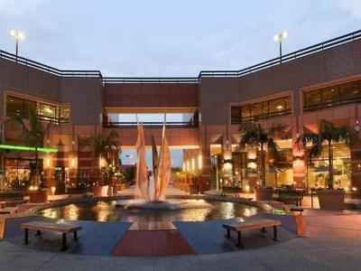 Hotel Hilton Long Beach - Bild 2