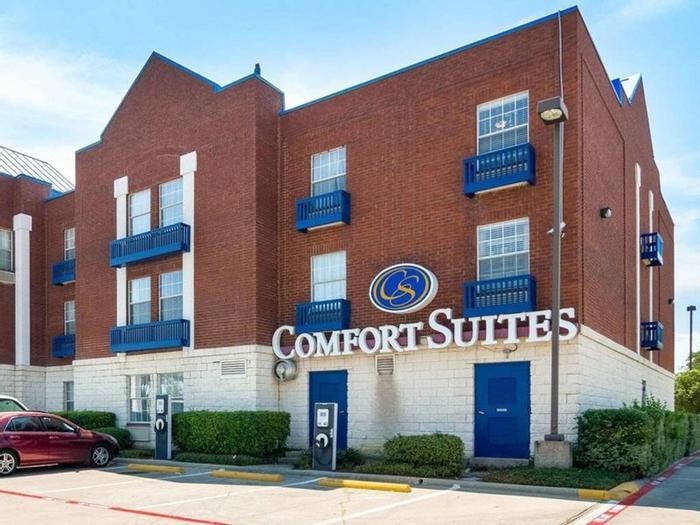 Hotel Comfort Suites Las Colinas Center - Bild 1