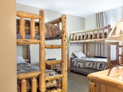 Hotel Comfort Suites Rapid River Lodge - Bild 2