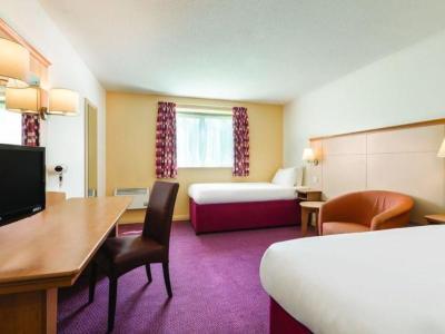 Hotel Days Inn by Wyndham Winchester M3 - Bild 5