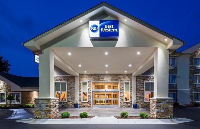 Best Western Plus Flint Airport Inn & Suites - Bild 1