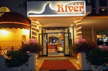 Hotel River - Bild 1