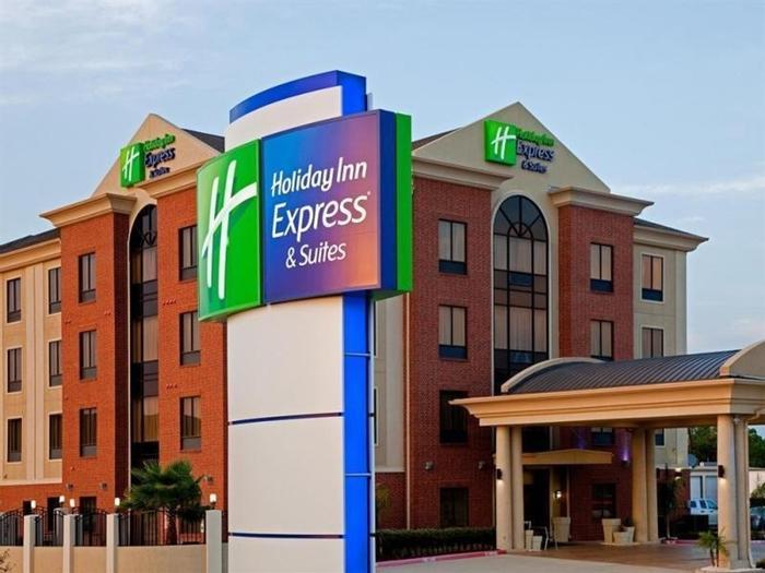 Hotel Holiday Inn Express & Suites La Porte - Bild 1