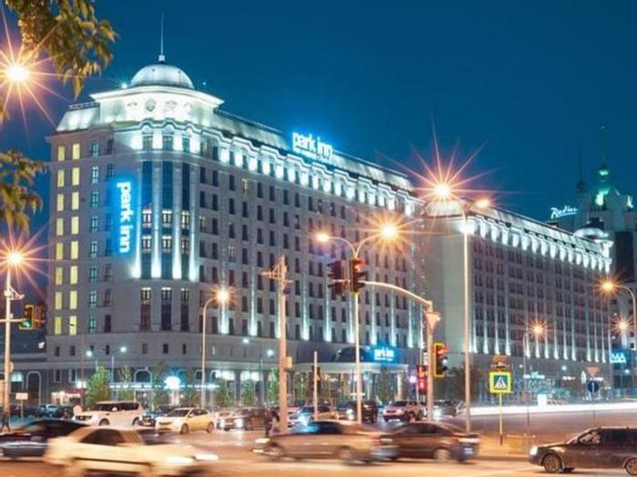 Hotel Park Inn by Radisson Astana - Bild 1