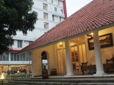 Metland Hotel Cirebon By Horison - Bild 4