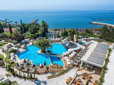 Mediterranean Beach Hotel - Bild 3