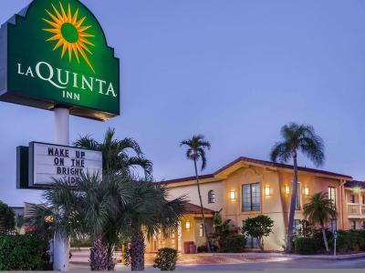 Hotel La Quinta Inn by Wyndham Fort Myers Central - Bild 3