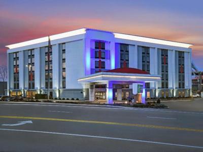 Hotel Holiday Inn Express & Suites Cincinnati Riverfront - Bild 4