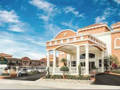 Hotel La Quinta Inn & Suites by Wyndham Oceanfront Daytona Beach - Bild 2