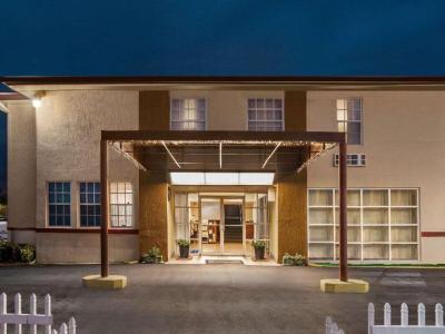 Hotel Baymont by Wyndham Florida City - Bild 2