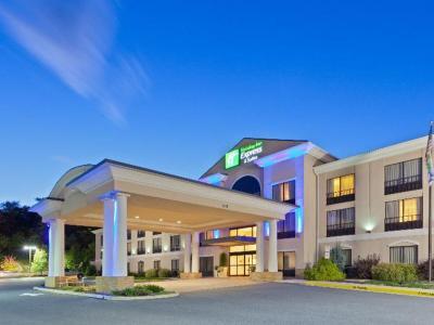 Hotel Holiday Inn Express & Suites Winchester - Bild 4