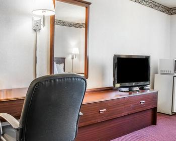 Hotel Quality Inn & Suites - Bild 5