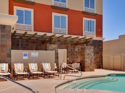 Hotel Holiday Inn Express & Suites Las Vegas SW Spring Valley - Bild 2