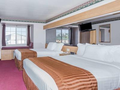 Boarders Inn & Suites by Cobblestone Hotels - Brush - Bild 5