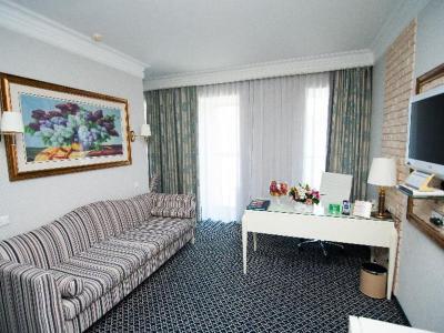 Hotel Kazzhol Astana - Bild 5