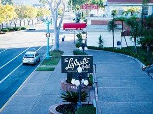 Lafayette Hotel & Suites