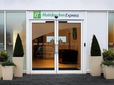Holiday Inn Express Wakefield - Leeds