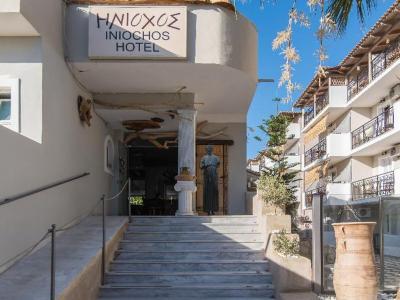 Iniochos Hotel - Bild 4