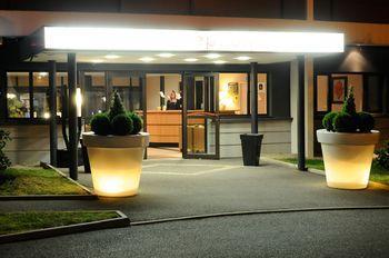 Hotel Hôtel Archamps Porte Sud de Genève - Bild 4