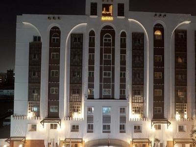 Al Liwan Suites Hotel - Bild 2