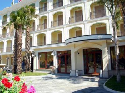 Hotel La Perla - Bild 4