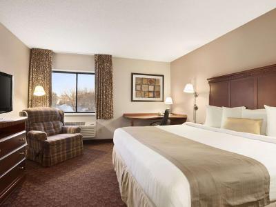 Hotel Baymont by Wyndham Sioux Falls Near West 41st Street - Bild 5