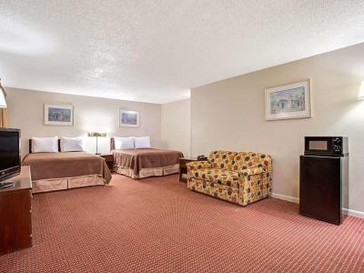 Hotel Holiday Inn Express & Suites Tampa Stadium Area - Bild 5