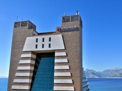 Hotel Ramada Plaza by Wyndham Antalya - Bild 2