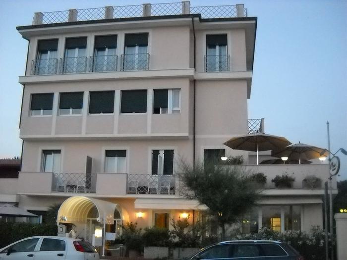 Hotel Bencistà - Bild 1