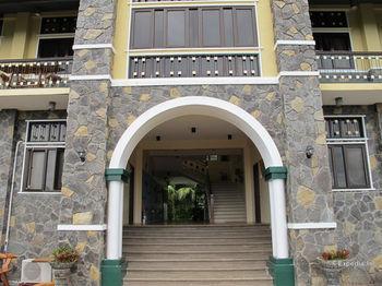 Hotel The Manor At Puerto Galera - Bild 2