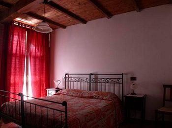Hotel Cascina Caldera Bed & Breakfast - Bild 5