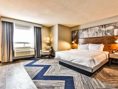 Hotel Four Points by Sheraton Toronto Airport East - Bild 3
