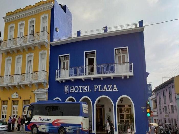 Hotel E Plaza - Bild 1