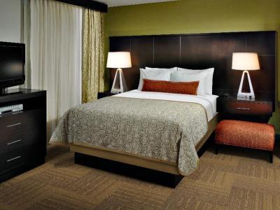 Hotel Staybridge Suites West Edmonton - Bild 3
