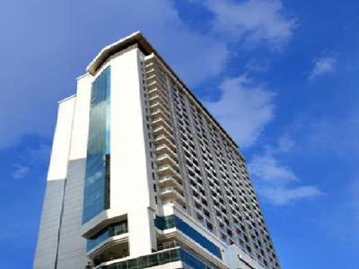 Hotel Ramada Suites by Wyndham Kuala Lumpur City Centre - Bild 4
