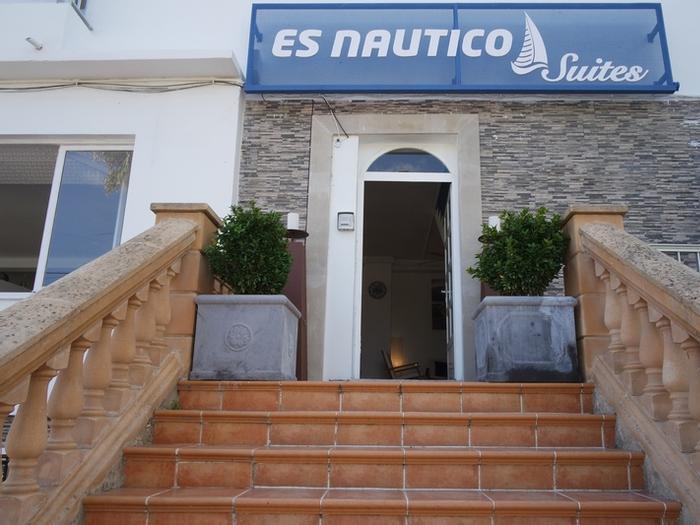 Hotel Es Nautico Suites - Bild 1