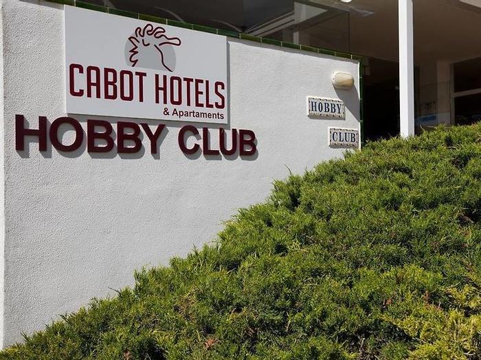 Hotel Cabot Hobby Club Apartments - Bild 1