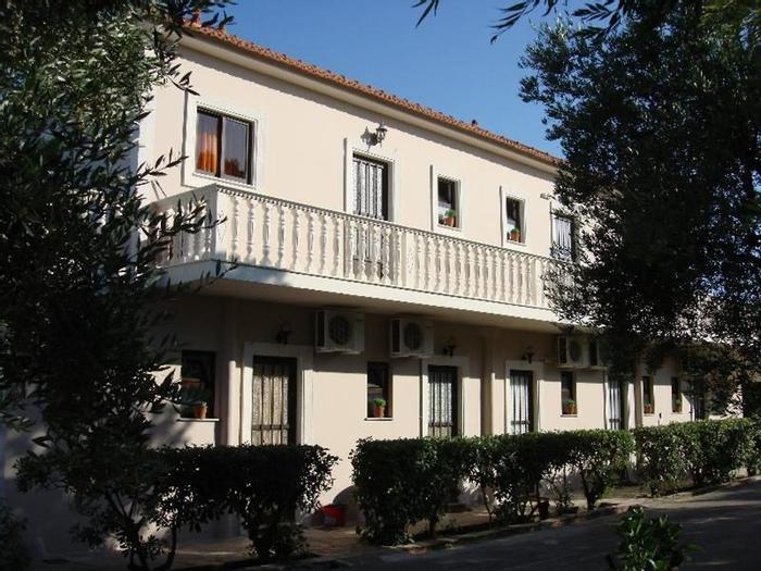 Hotel Villa Kapnisi - Bild 1