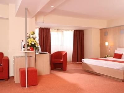 Hotel Holiday Inn Bucharest - Times - Bild 4
