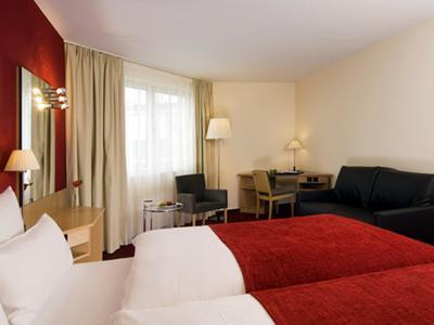 Hotel NH Dresden Neustadt - Bild 2