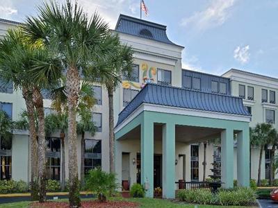 Hotel StayBridge Suites Orlando Royale Parc Suites - Bild 5